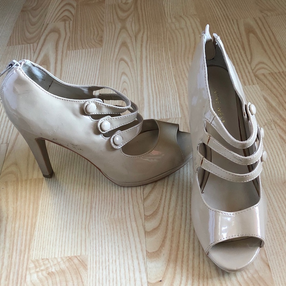 Nude Nine West Heel-Size 8.5